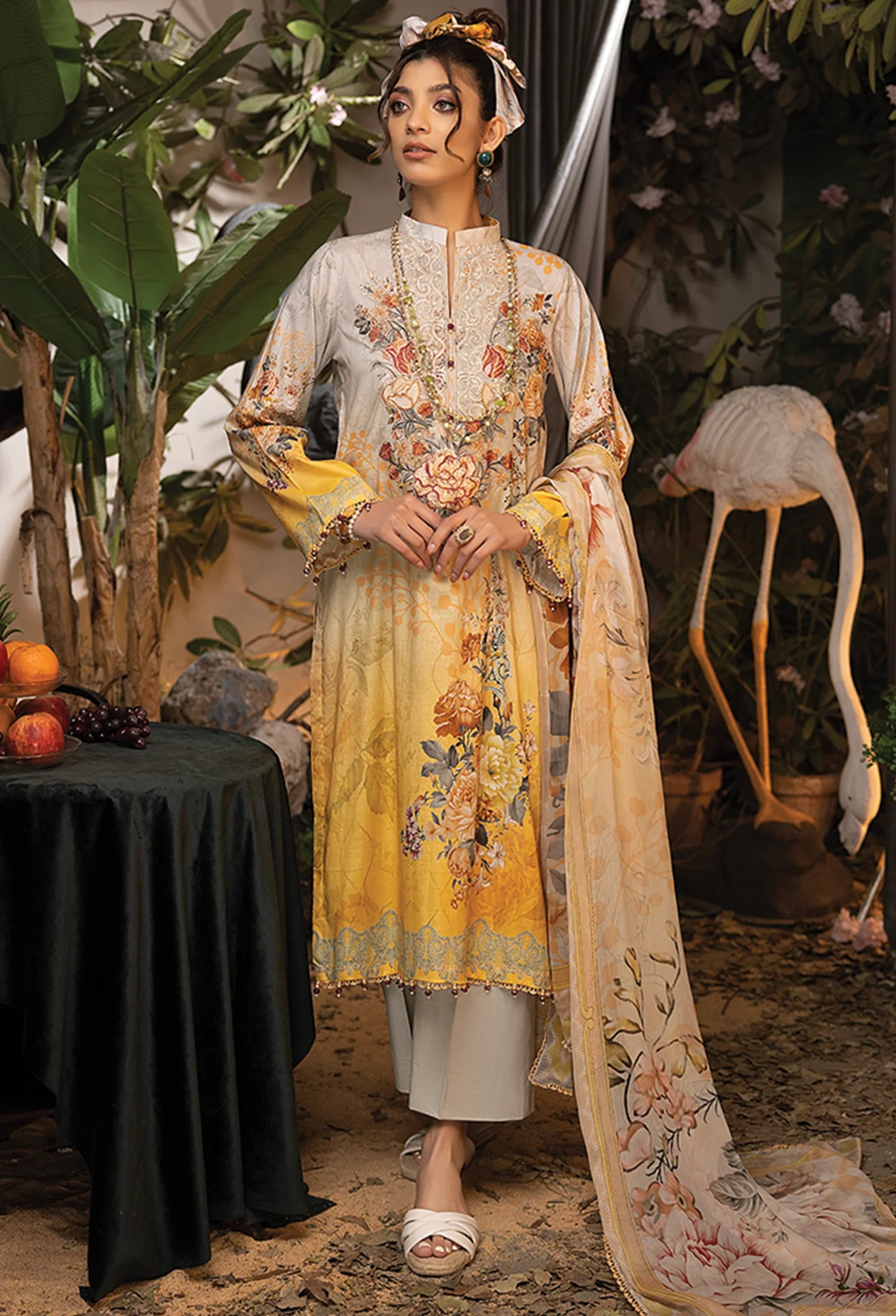 Maria B. Luxe Edition – Embroidered Lawn Replica