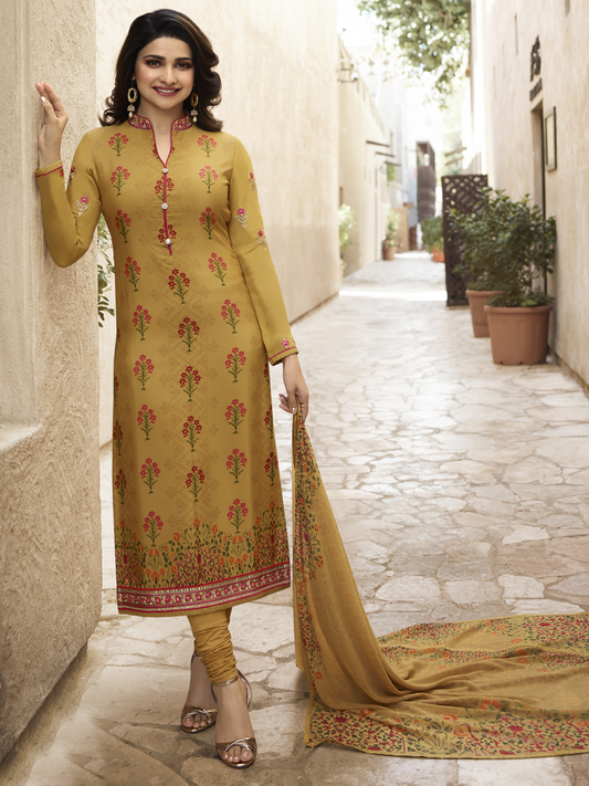Mahira – Luxury Chiffon Embroidered Suit